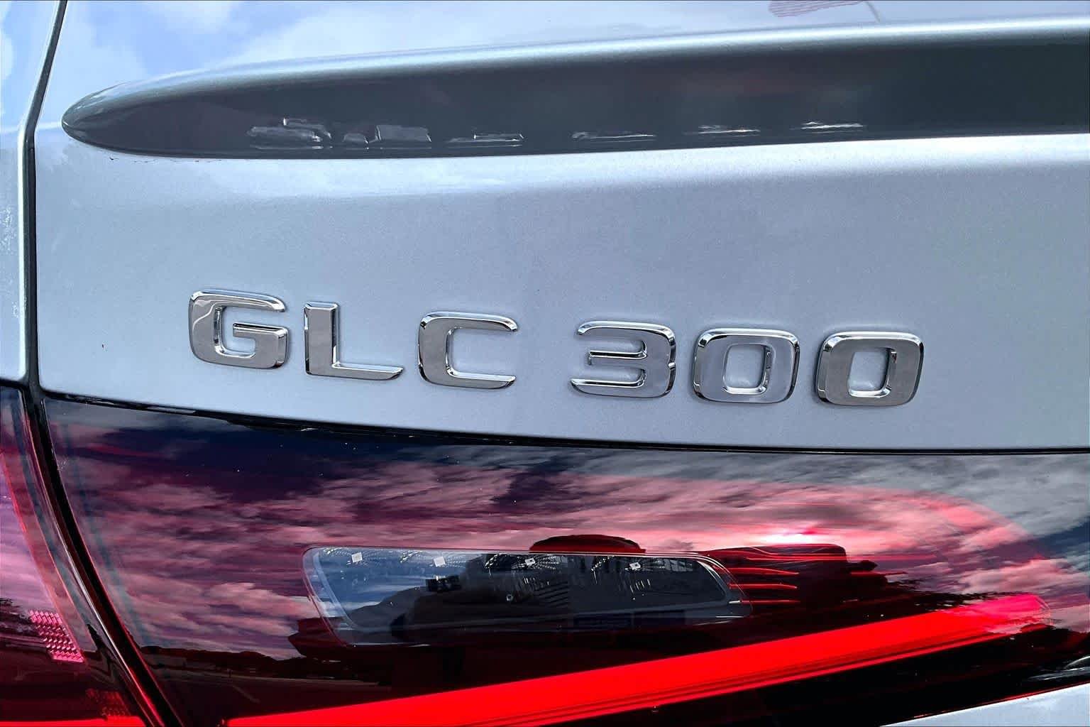 Certified Used 2025 Cirrus Silver Metallic Mercedes-Benz GLC 300 image 31
