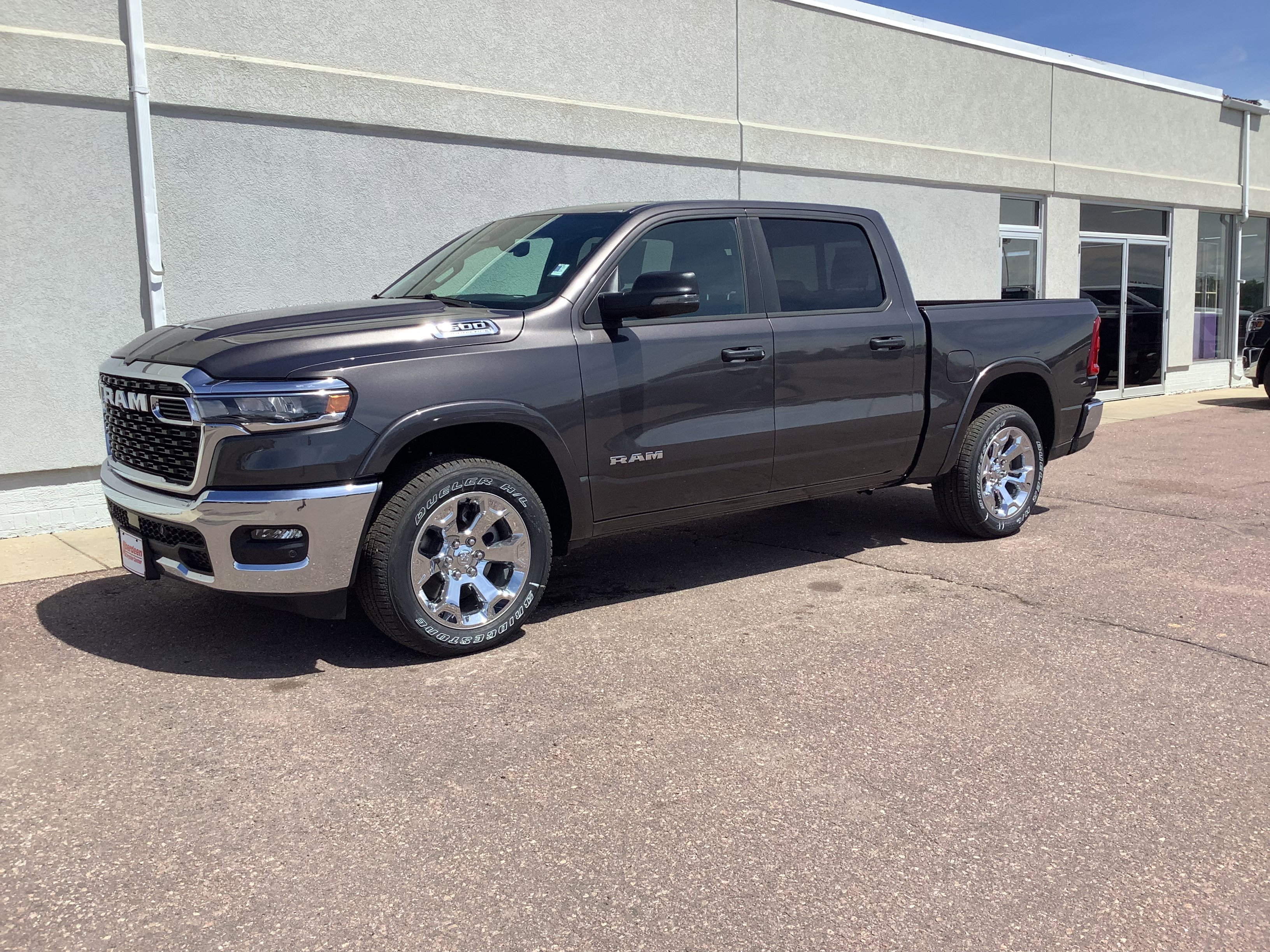 New 2026 Granite Crystal Metallic Clear-Coat Exterior Paint RAM Big Horn/Lone Star image 2