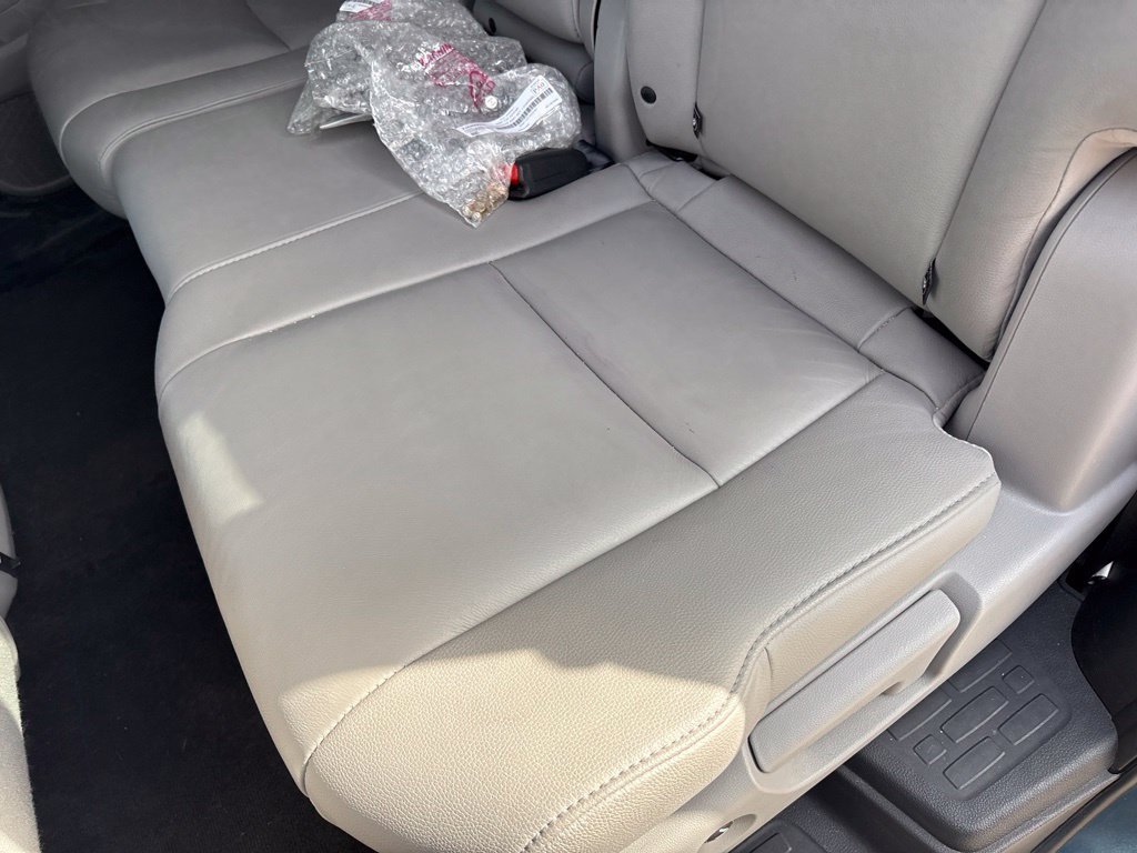 Used 2016 Blue Honda Touring image 43