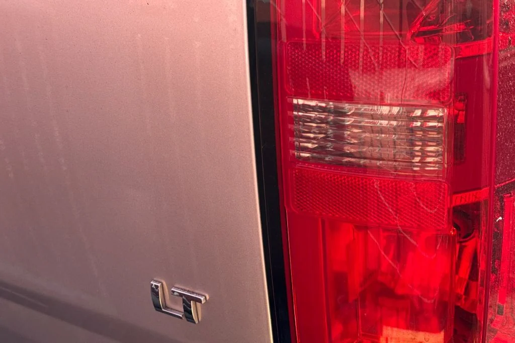 Used 2016 Silver Chevrolet LT image 7