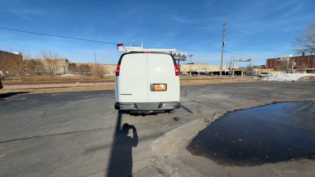 2025 Chevrolet Express Cargo Work Van - Photo 31