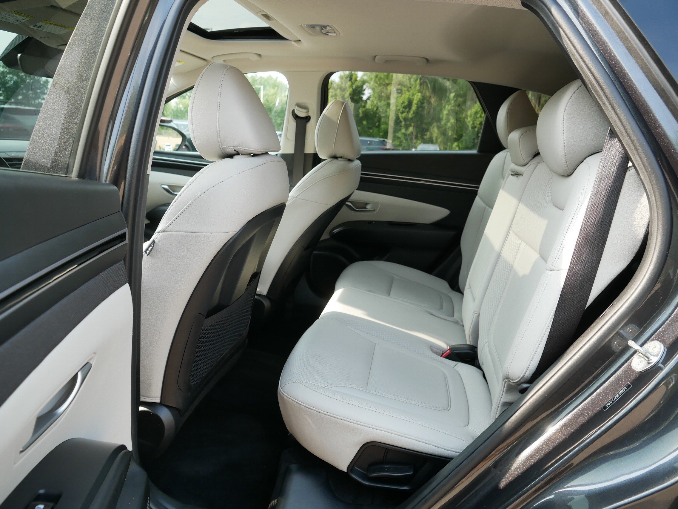 Used 2023 Portofino Gray Hyundai SEL image 35