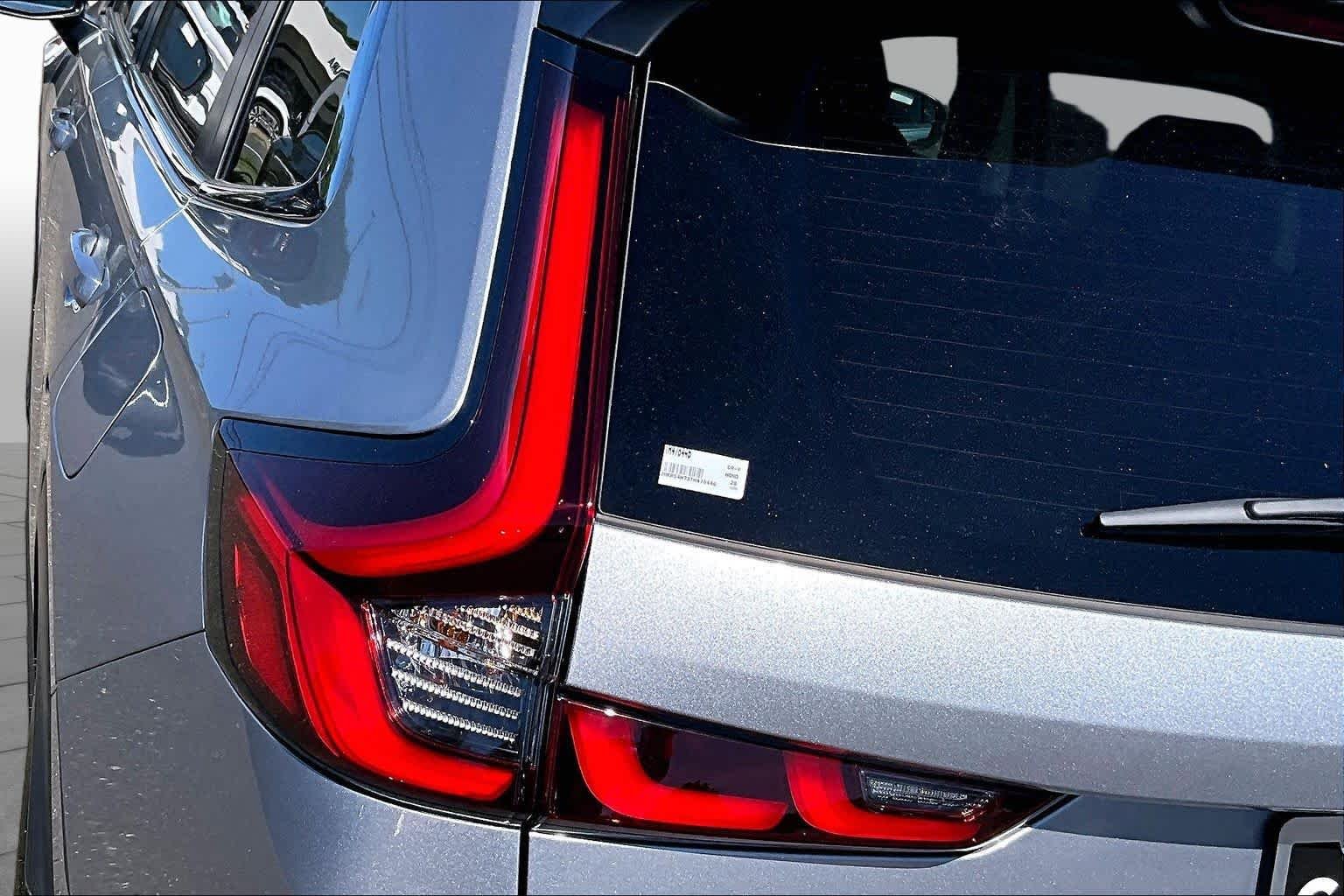 Certified Used 2026 Solar Silver Metallic Honda AWD EX-L image 27