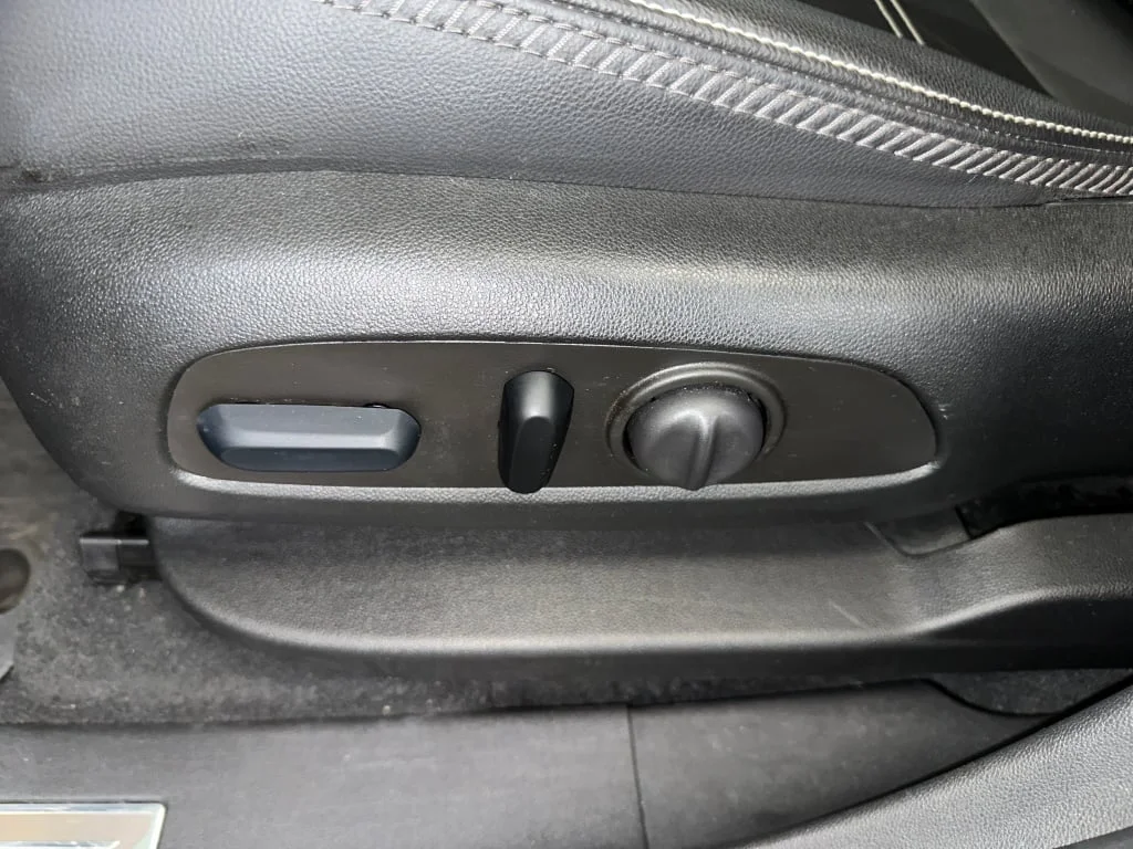 Used 2023 Ebony Twilight Metallic GMC Denali image 6
