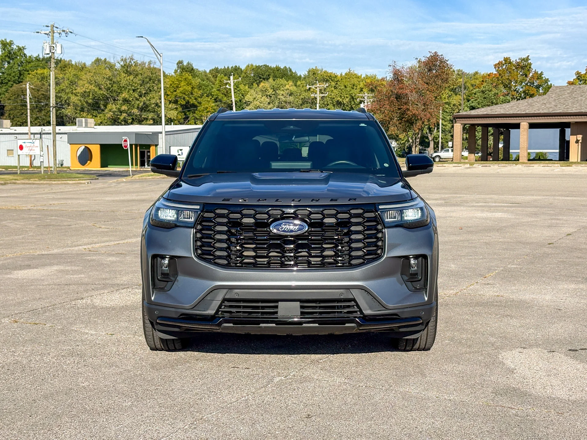 Used 2025 Gray Ford ST-Line image 3