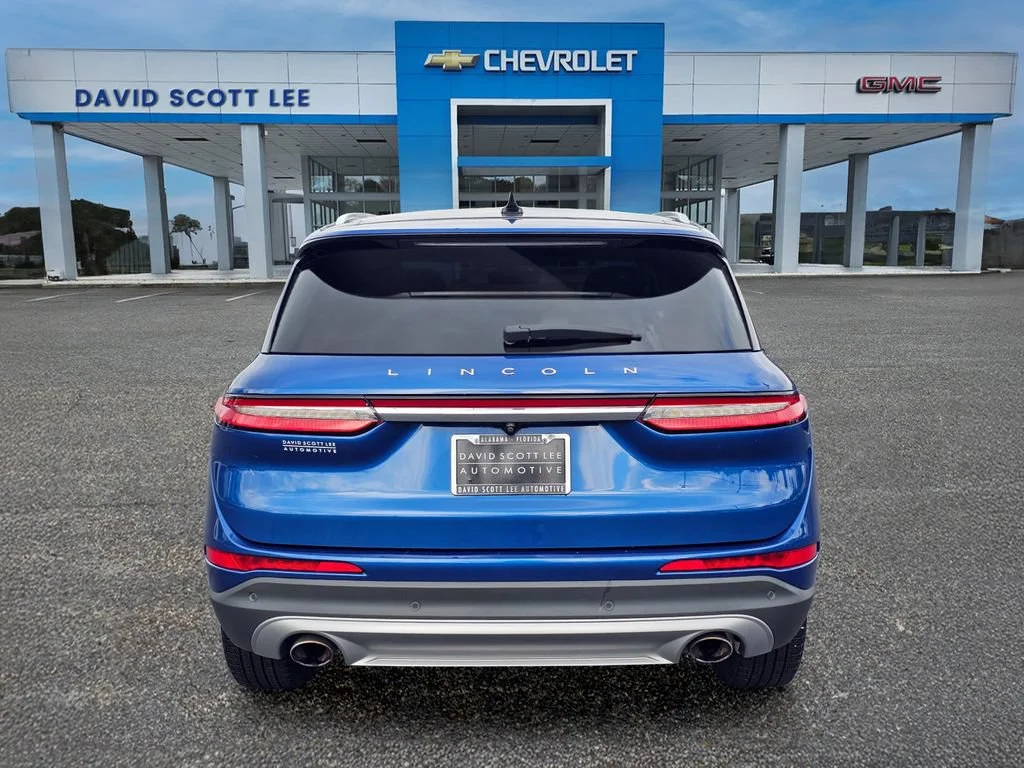 Used 2021 Artisan Blue Lincoln Standard image 10