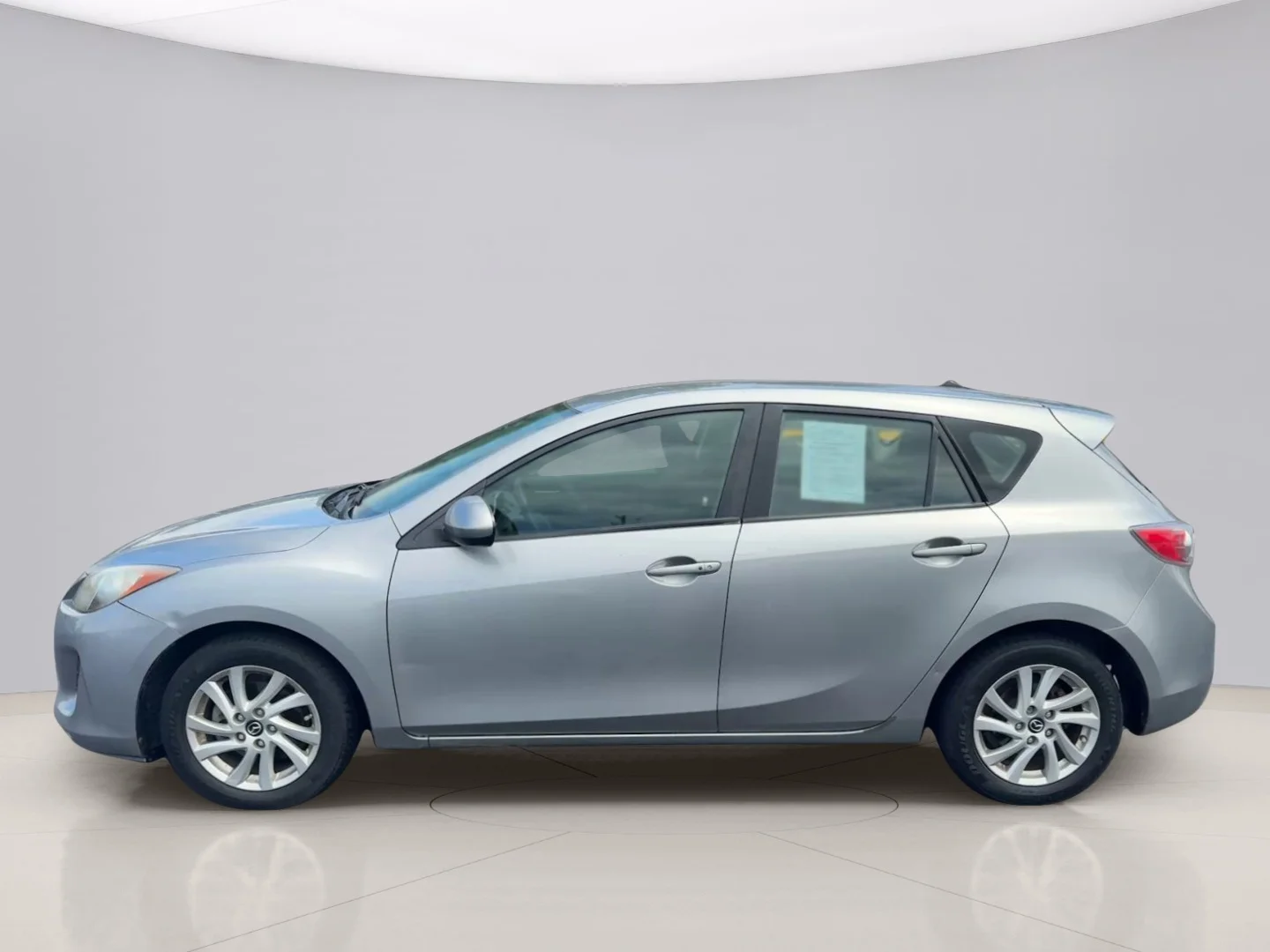 Used 2013 Silver Mazda I TOURING image 2