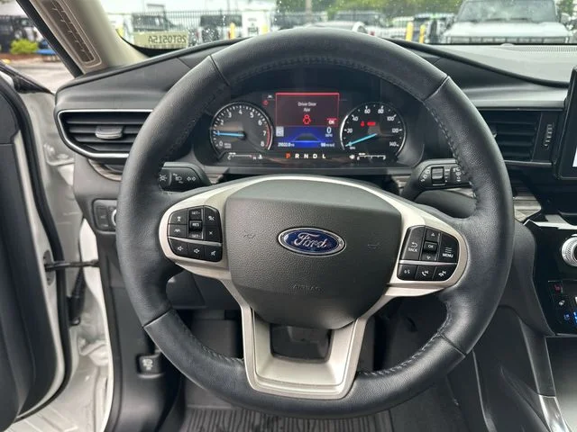 Used 2022 White Ford Limited image 15