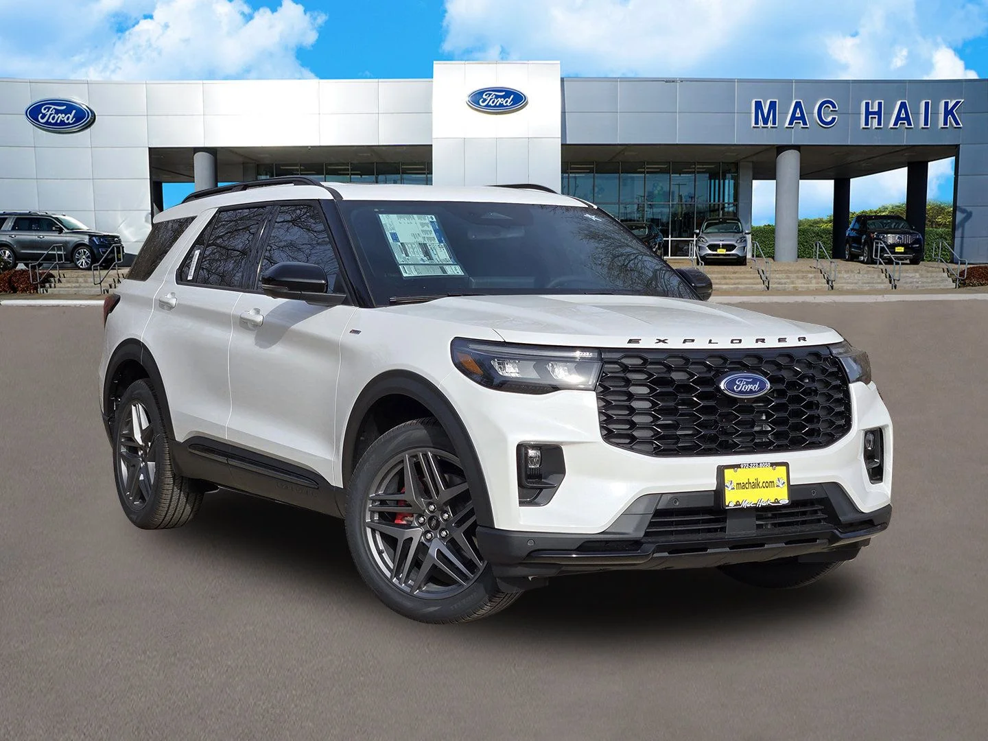 New 2026 Star White Metallic Tri-Coat Ford ST-Line image 1