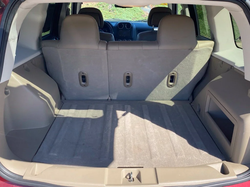 Used 2017 Red Jeep High Altitude image 10