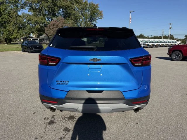 Used 2024 Riptide Blue Chevrolet LT image 19