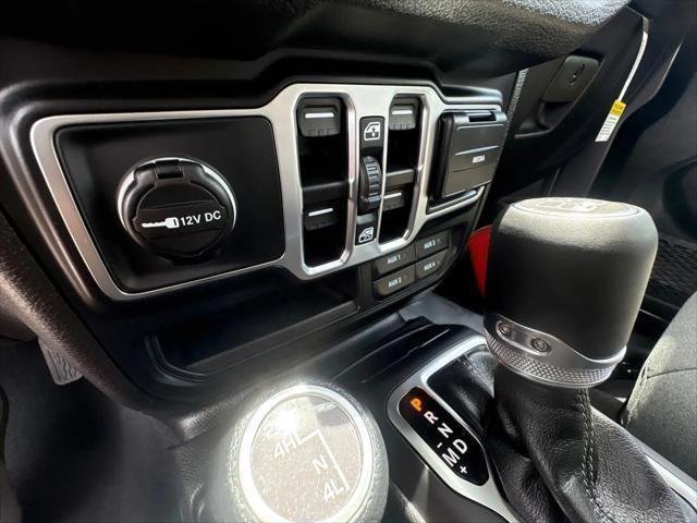 New 2026 Granite Crystal Metallic Clear-Coat Exterior Paint Jeep 85th Anniversary Edition image 27
