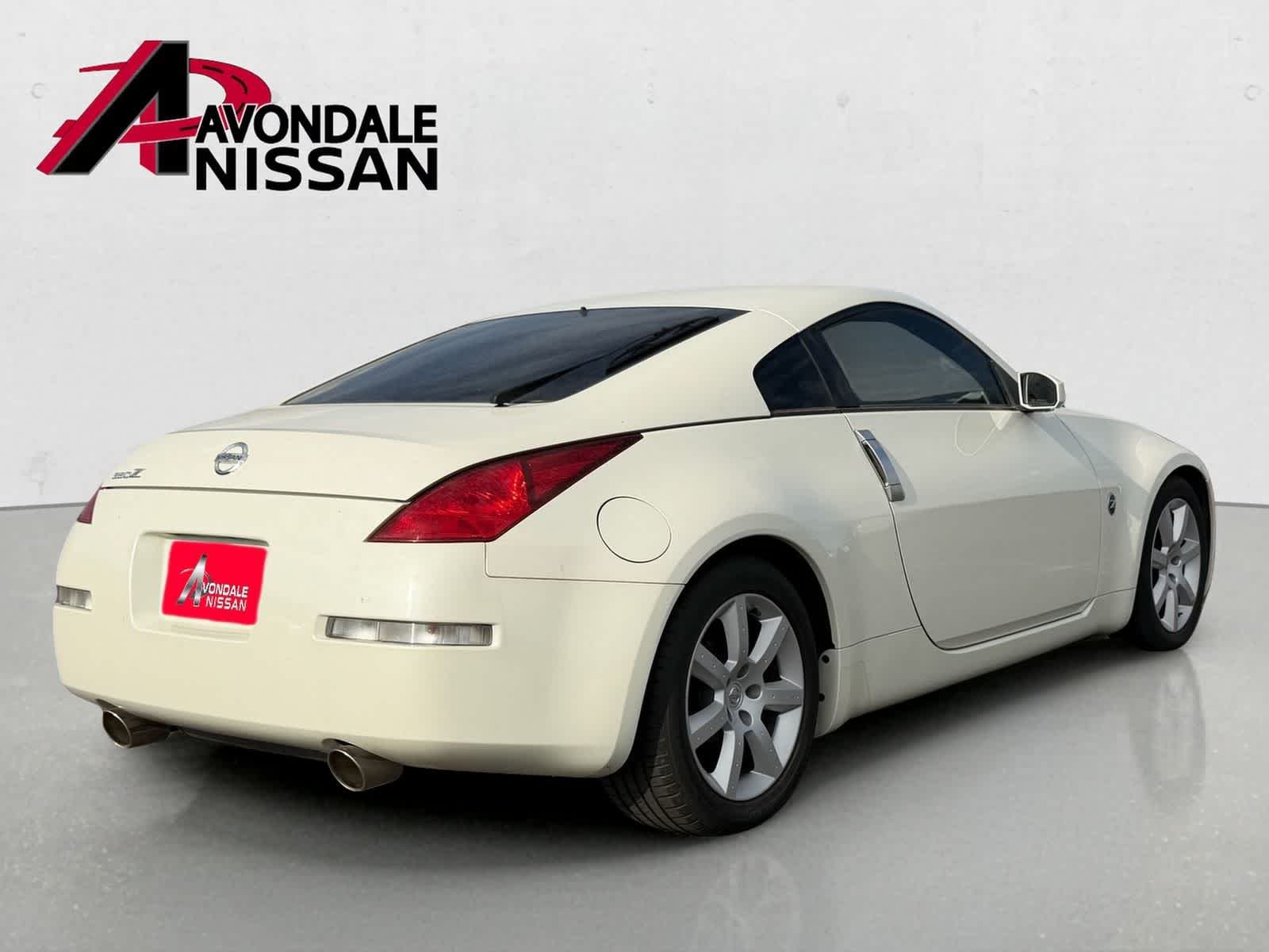 Used 2004 Pikes Peak White Pearl Nissan Touring image 4