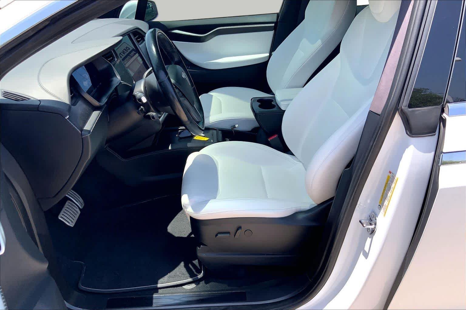 Pre-Owned 2021 Tesla Model X Performance