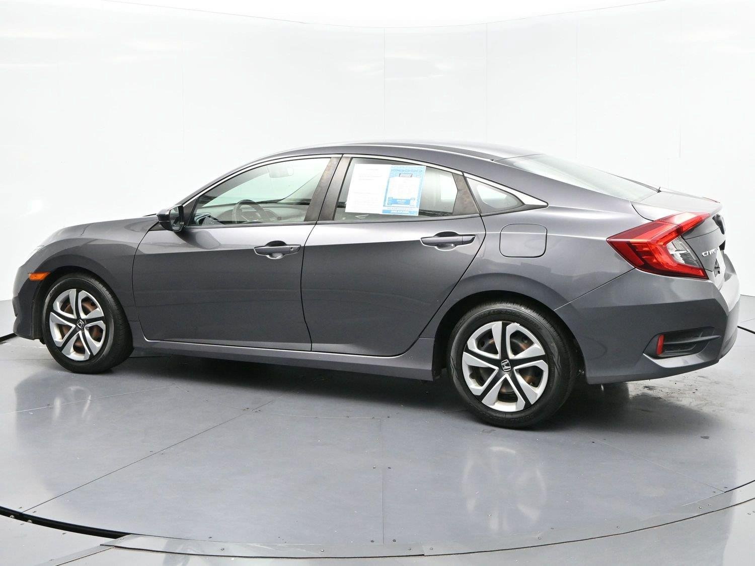 Used 2018 Modern Steel Metallic Honda LX image 5