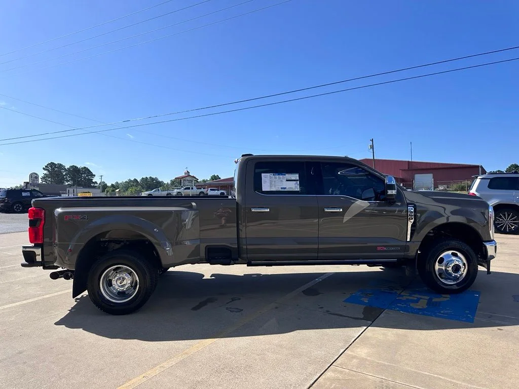 New 2026 Marsh Gray Ford Lariat image 5