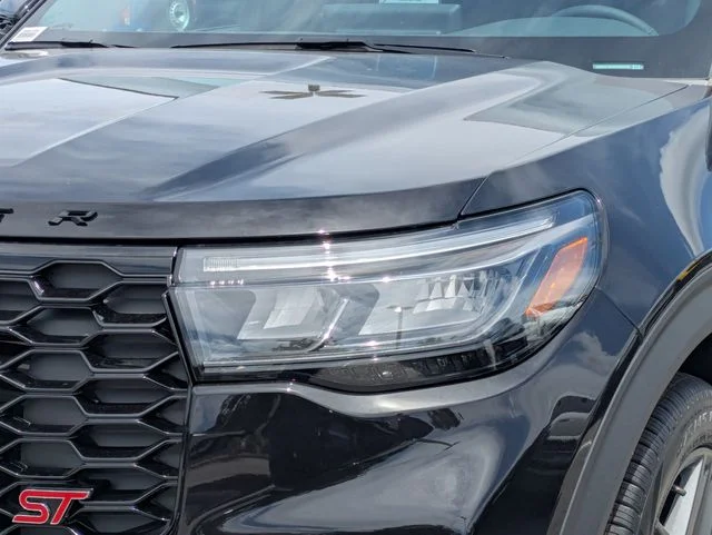 New 2026 Agate Black Metallic Ford ST image 10