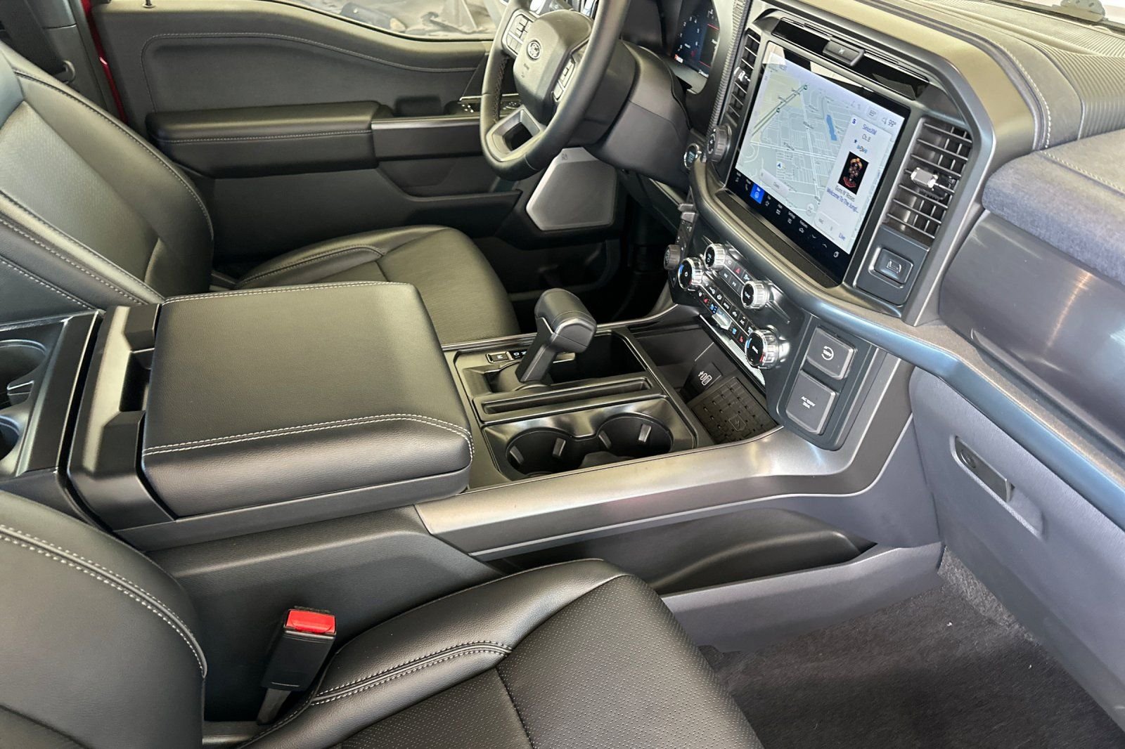 Used 2025 Red Ford Lariat image 15