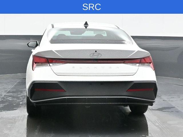 New 2026 White Hyundai SE image 2