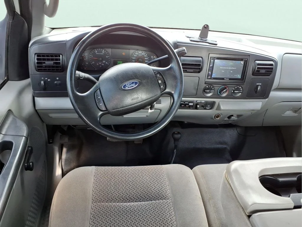 Used 2006 White Ford XLT image 13