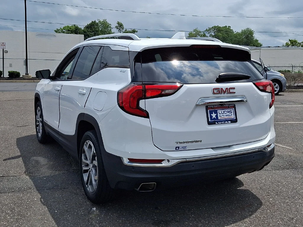 Used 2020 SUMMIT WHITE GMC SLT image 9