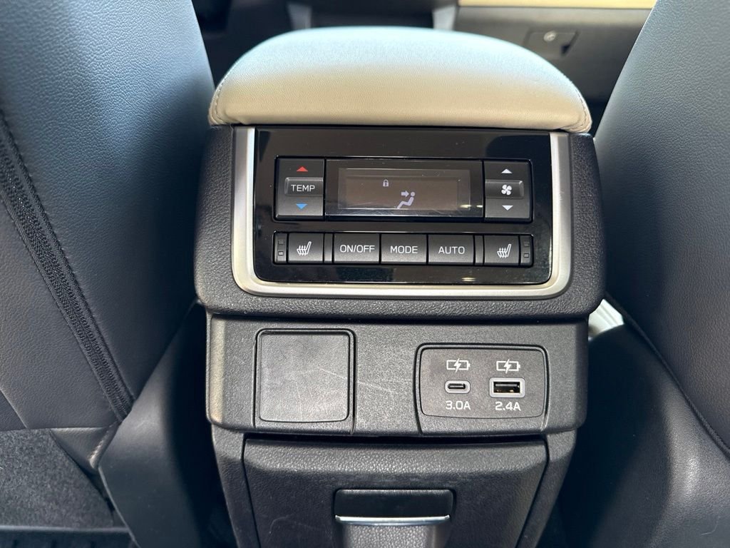 Used 2023 Crystal White Pearl Subaru Limited image 19