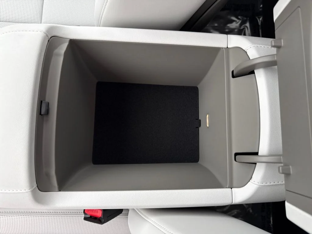 New 2026 Gray Hyundai SEL Premium image 26