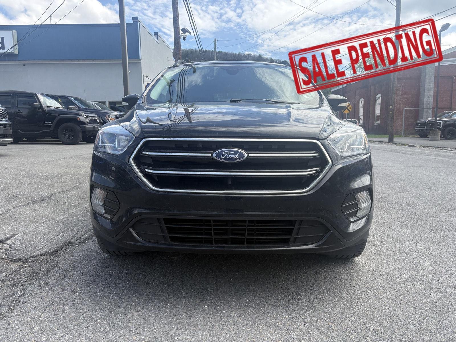 Used 2017 Canyon Ridge Metallic Ford Titanium image 1