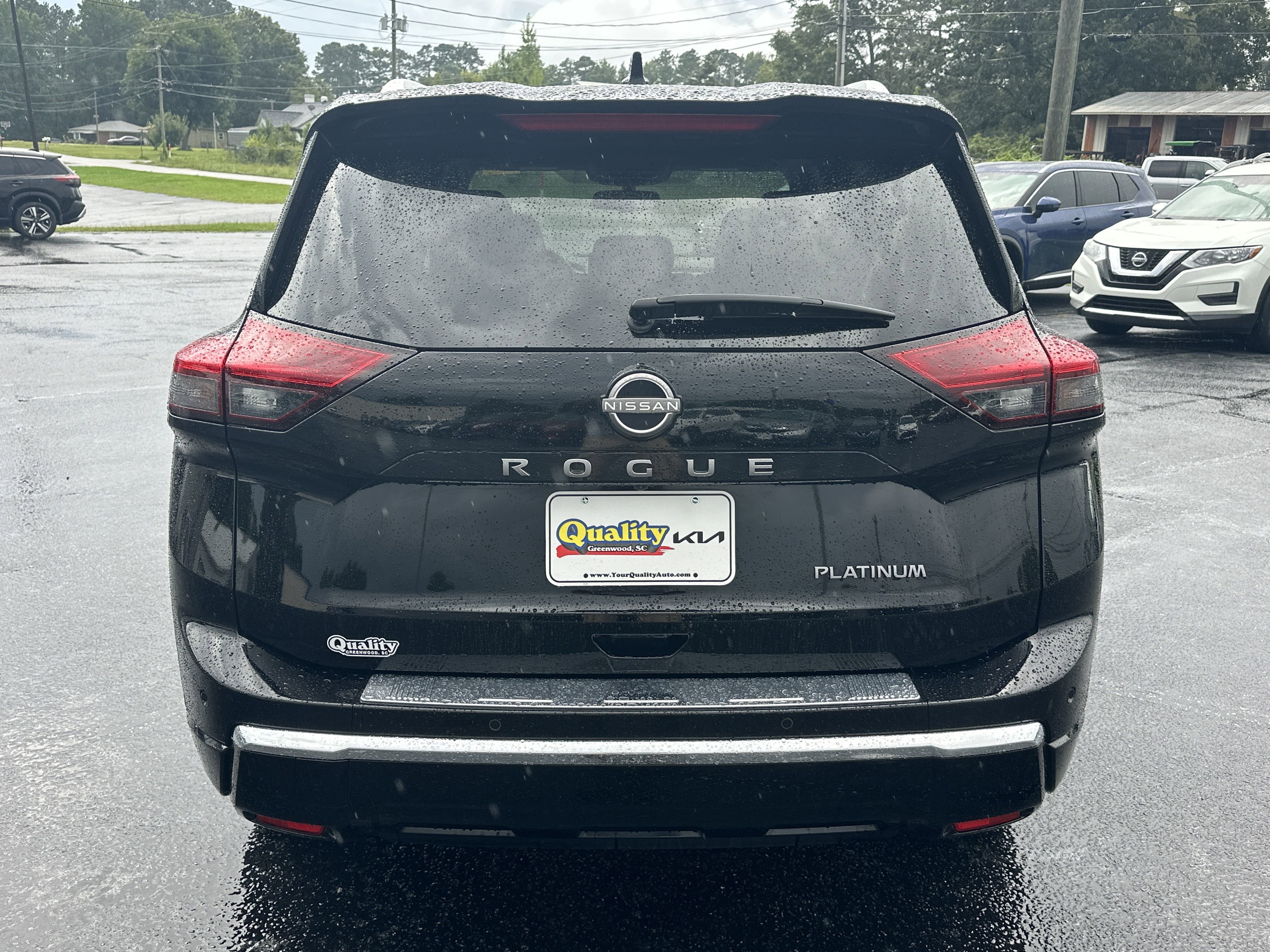 Used 2024 Super Black Nissan Platinum image 7