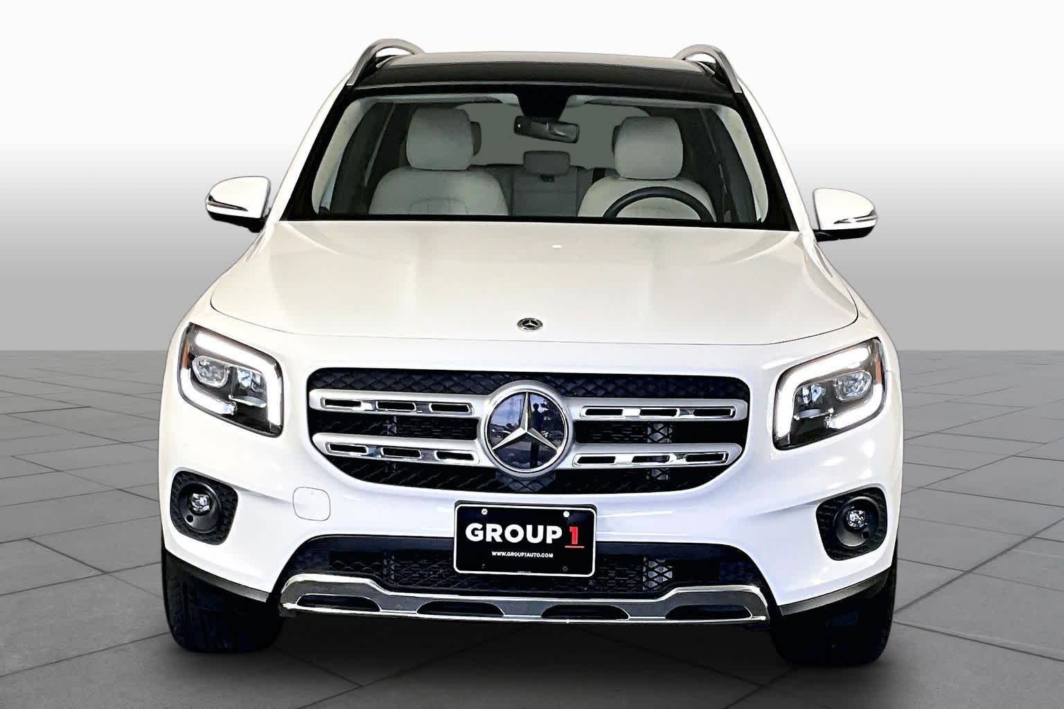 Used 2022 Polar White Mercedes-Benz GLB 250 image 4