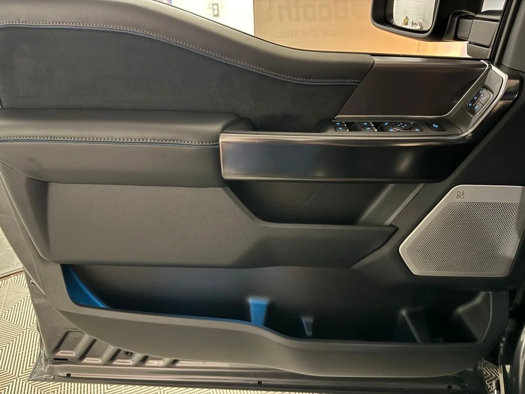 New 2026 Gray Ford Platinum image 20