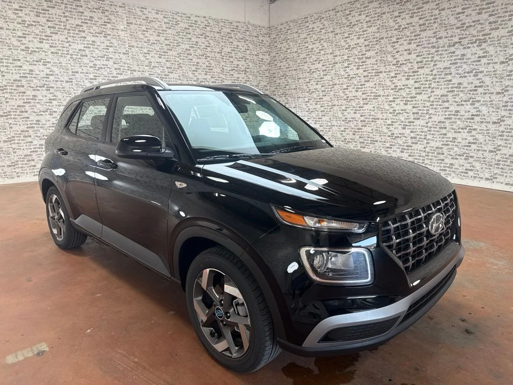 New 2026 Onyx Black Hyundai SEL image 1