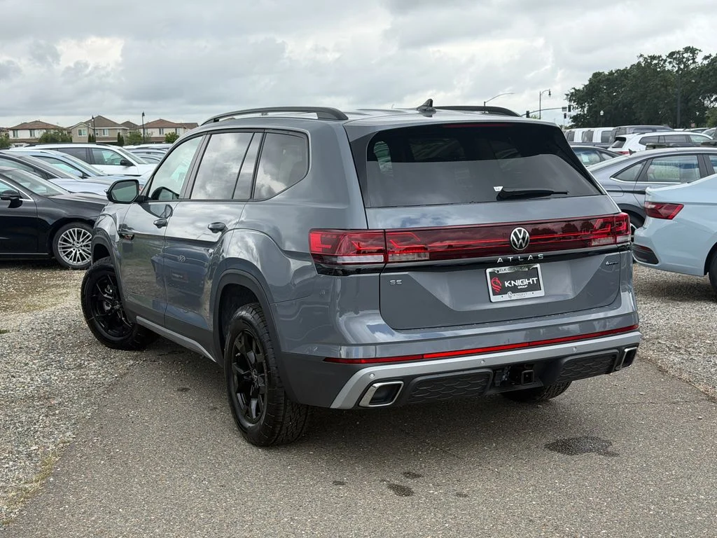 New 2026 Pure Gray Volkswagen 2.0T Peak Edition image 11