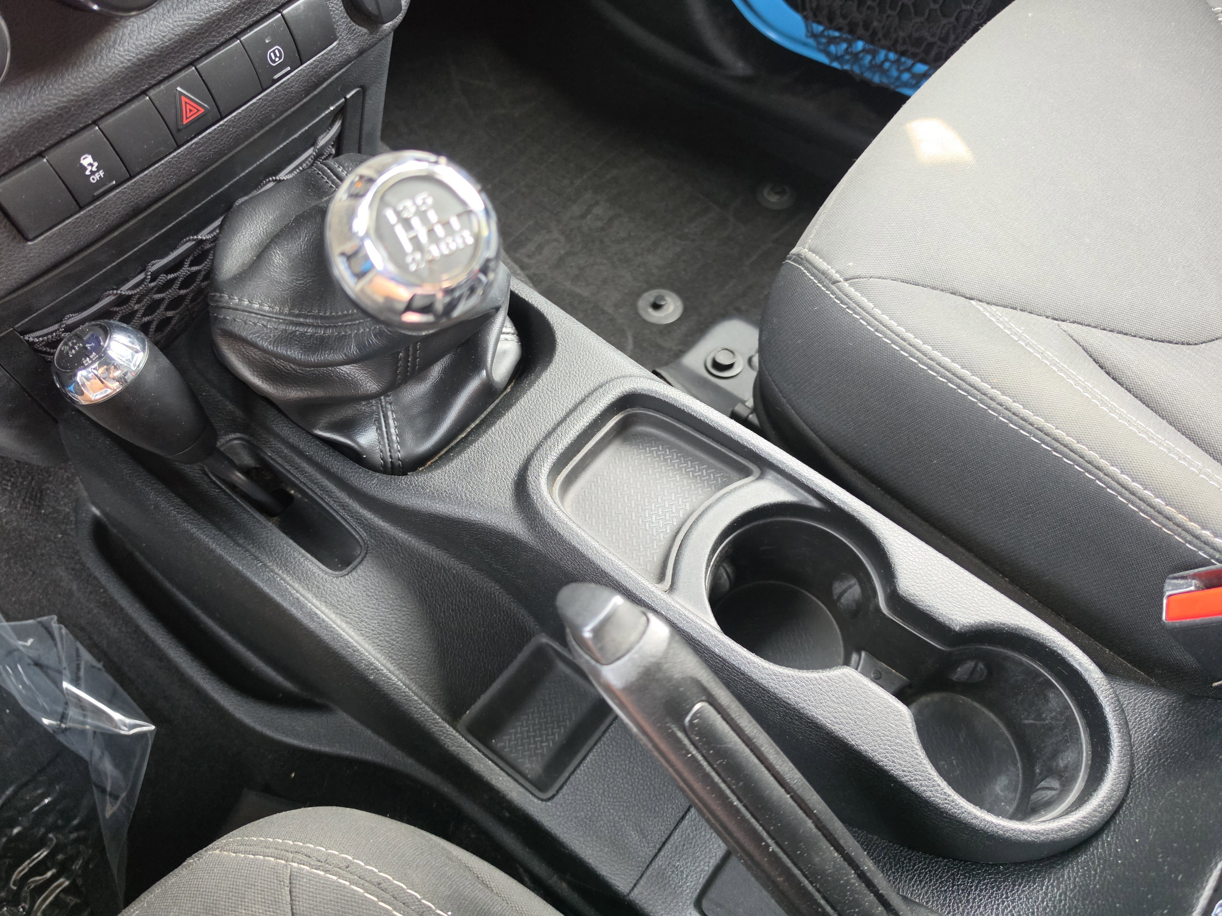Used 2017 Chief Clearcoat Jeep Rubicon image 24