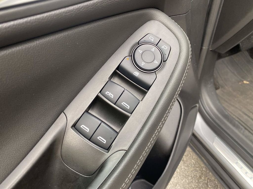 Used 2023 Moonstone Gray Metallic Buick Select image 16