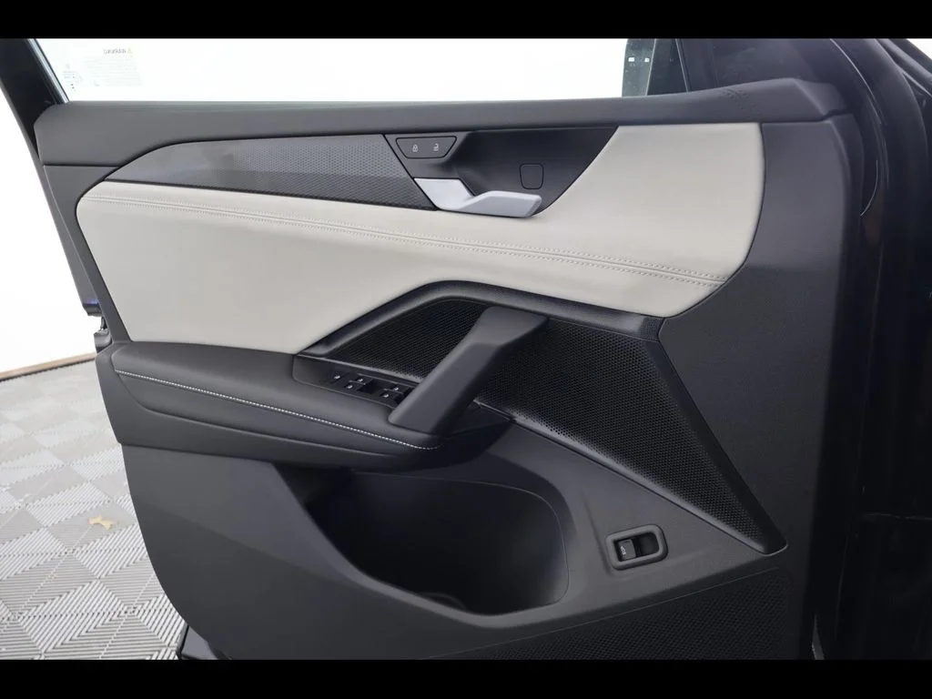 New 2026 Black Volkswagen 2.0T SE image 28