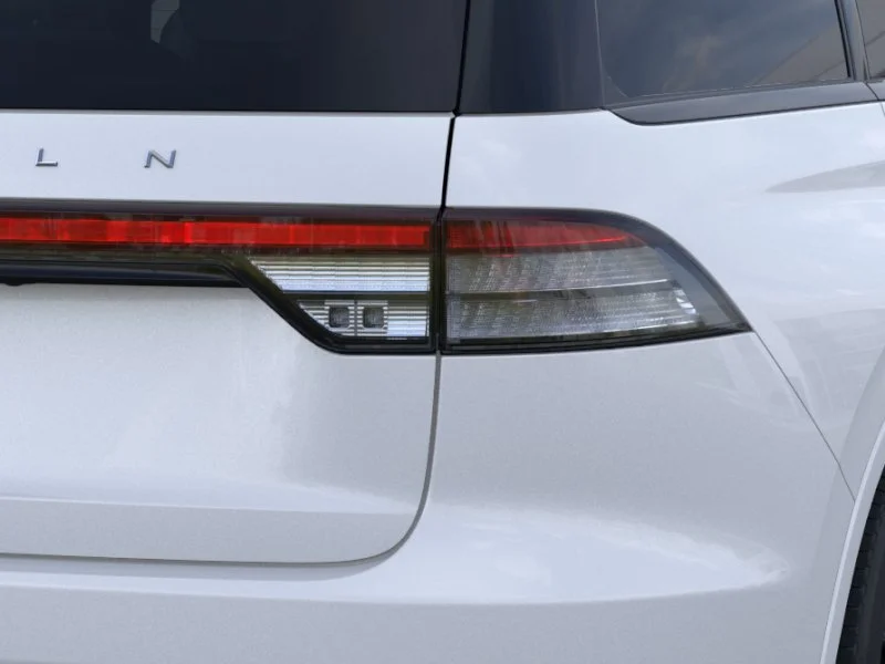 New 2026 Pristine White Metallic Tri-Coat Lincoln Reserve® image 21