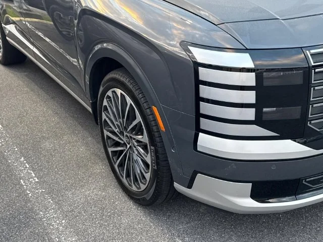 Used 2026 Gray Hyundai Calligraphy image 10