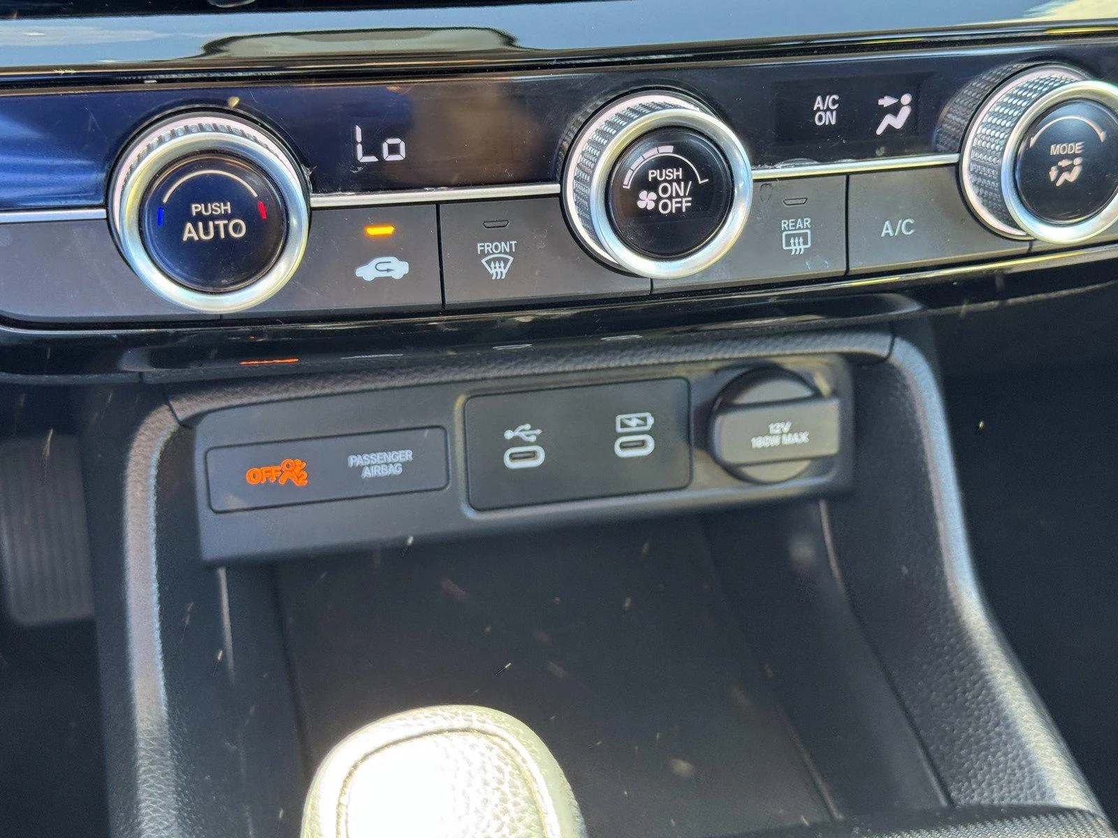 Used 2025  Honda LX image 18