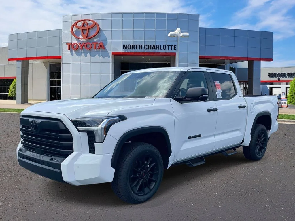 New 2026 Ice Cap Toyota SR5 image 4