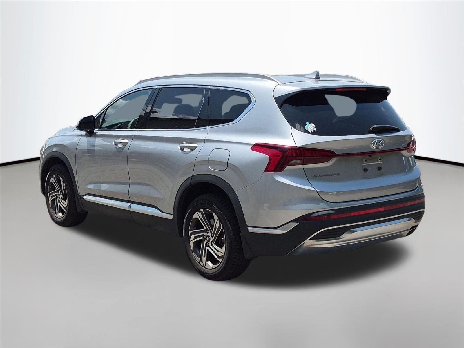 Used 2022 Shimmering Silver Hyundai SEL image 3