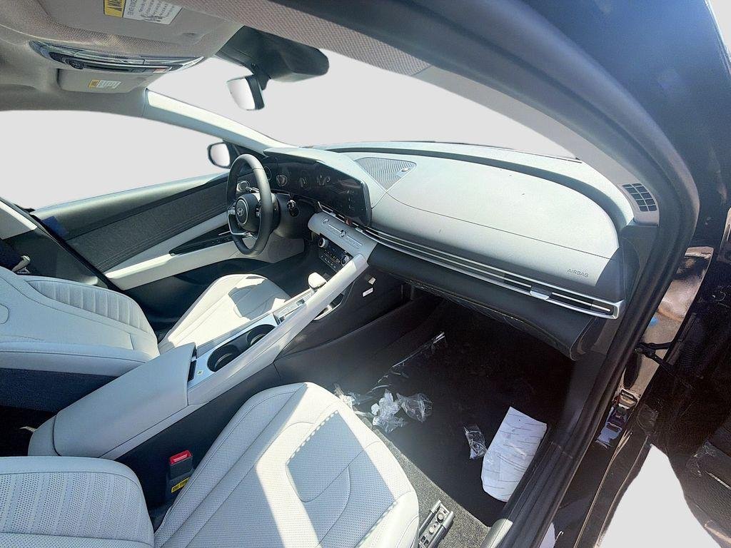 New 2026 Abyss Black Hyundai Limited image 21