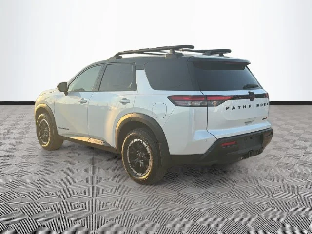 Used 2026 White Pearl Nissan Rock Creek image 5