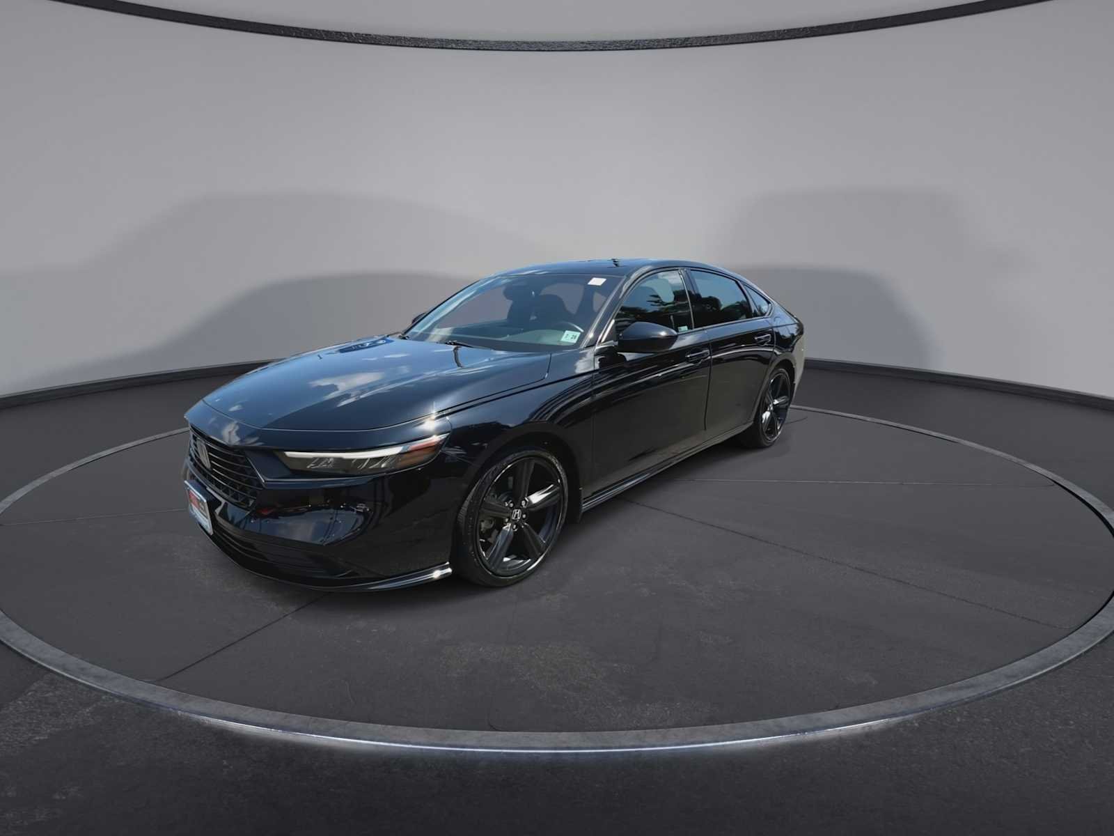 Certified Used 2023 Crystal Black Pearl Honda Sport-L image 4