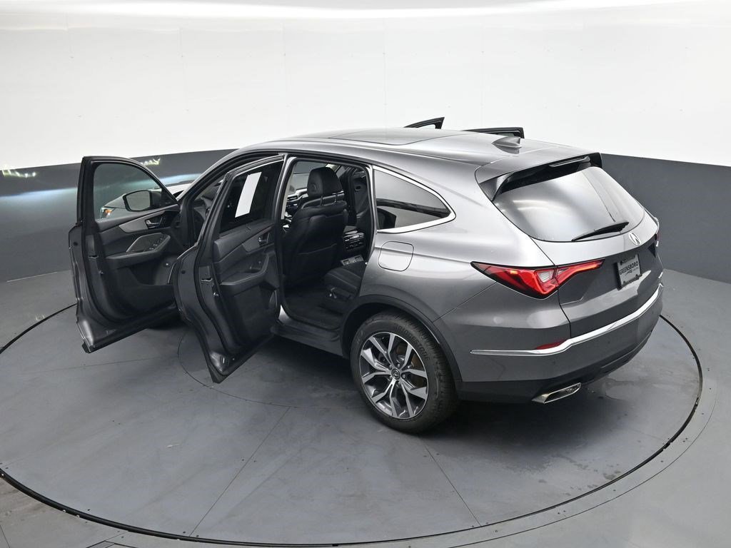 Used 2023 Liquid Carbon Metallic Acura w/Technology Package image 36