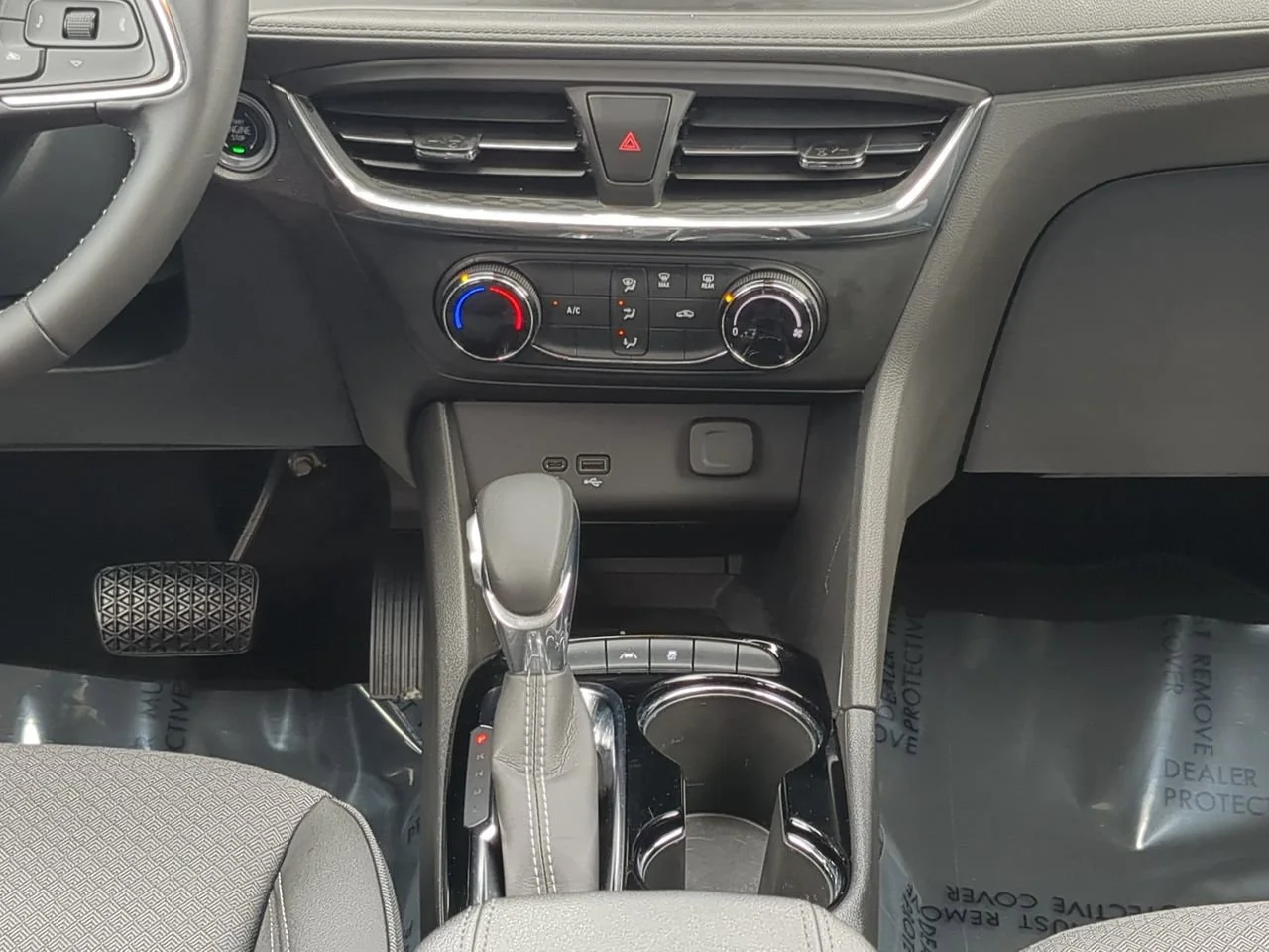 2025 Buick Encore GX Preferred - Photo 18