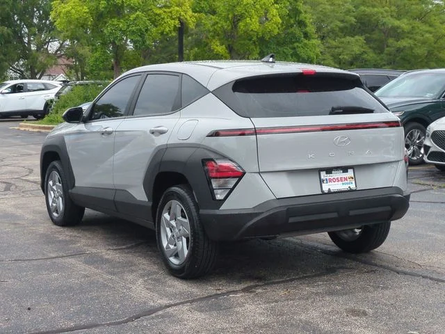 Used 2024 Gray Hyundai SE image 5