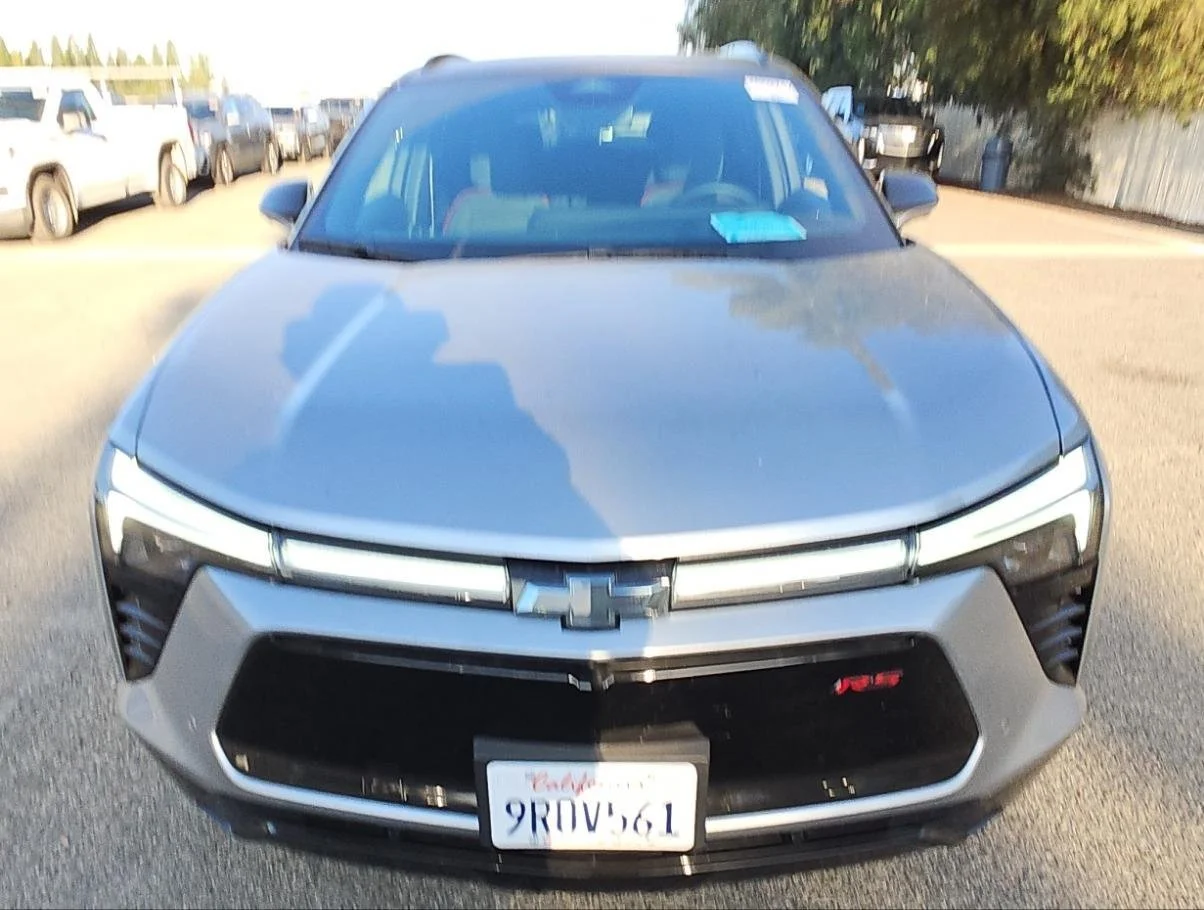 Used 2025 Sterling Gray Metallic Chevrolet RS image 15
