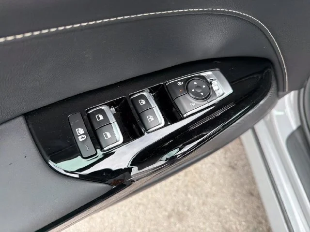 New 2026 Wolf Gray Kia GT-Line FWD image 17