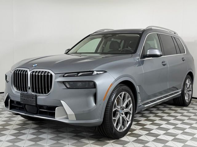 Used 2024 Skyscraper Gray Metallic BMW xDrive40i image 4